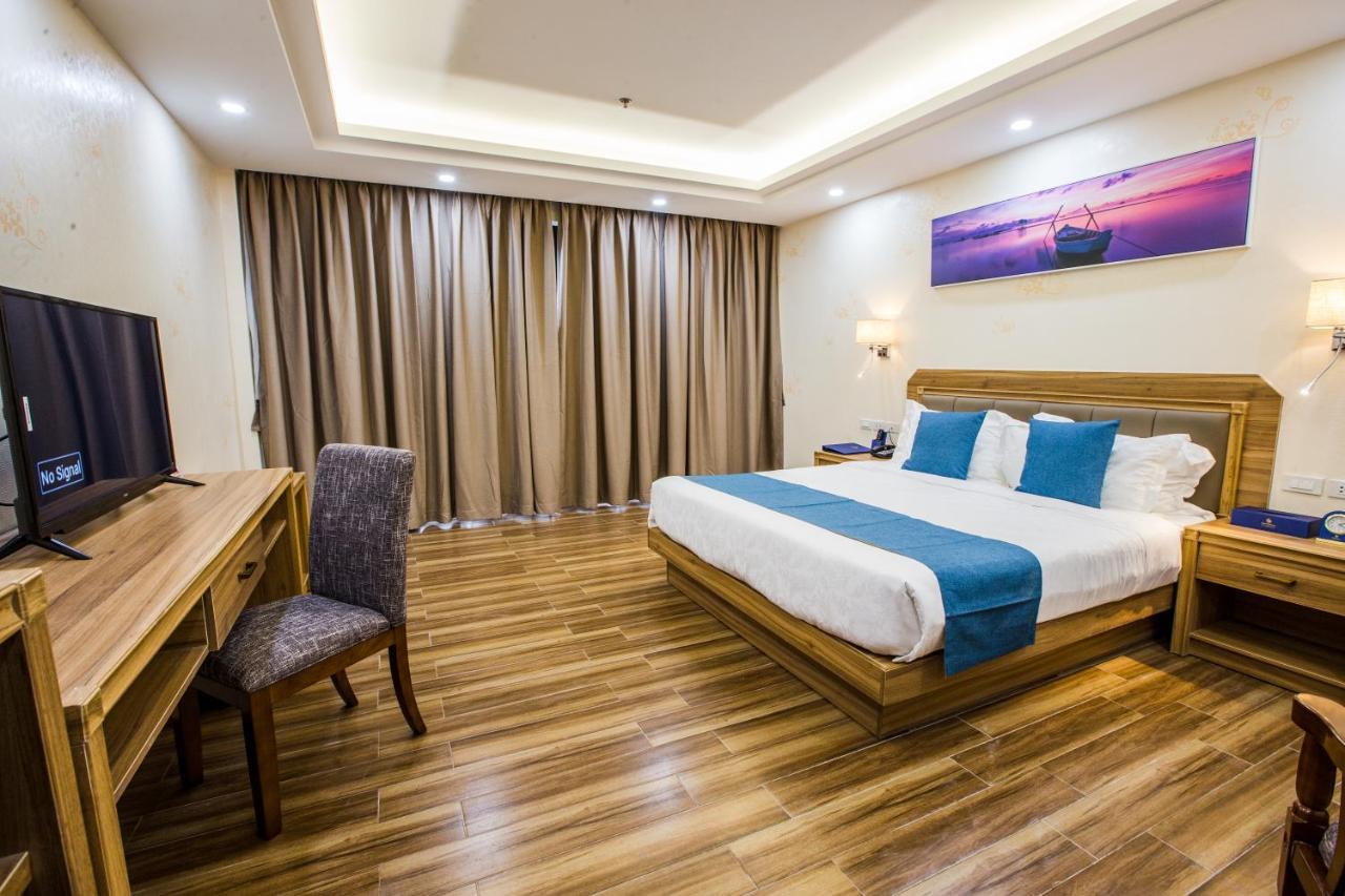 Costa Palawan Resort Puerto Princesa Екстер'єр фото