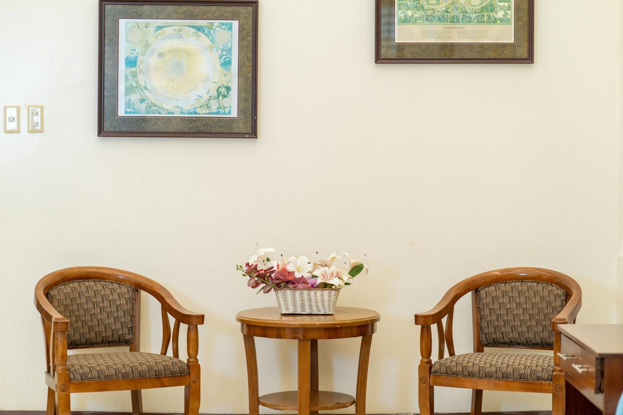 Costa Palawan Resort Puerto Princesa Екстер'єр фото
