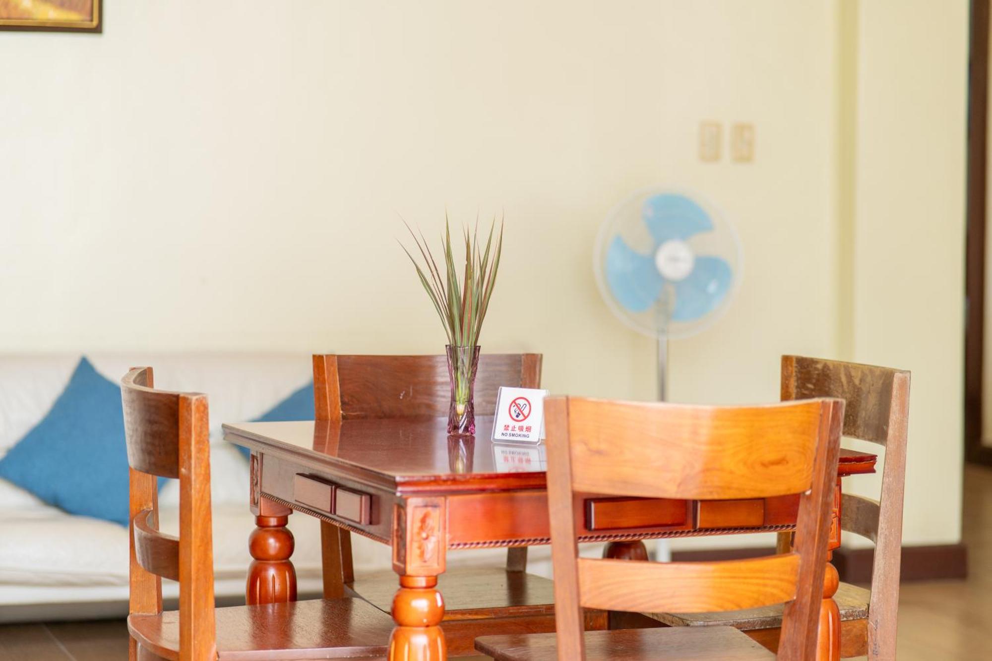 Costa Palawan Resort Puerto Princesa Екстер'єр фото