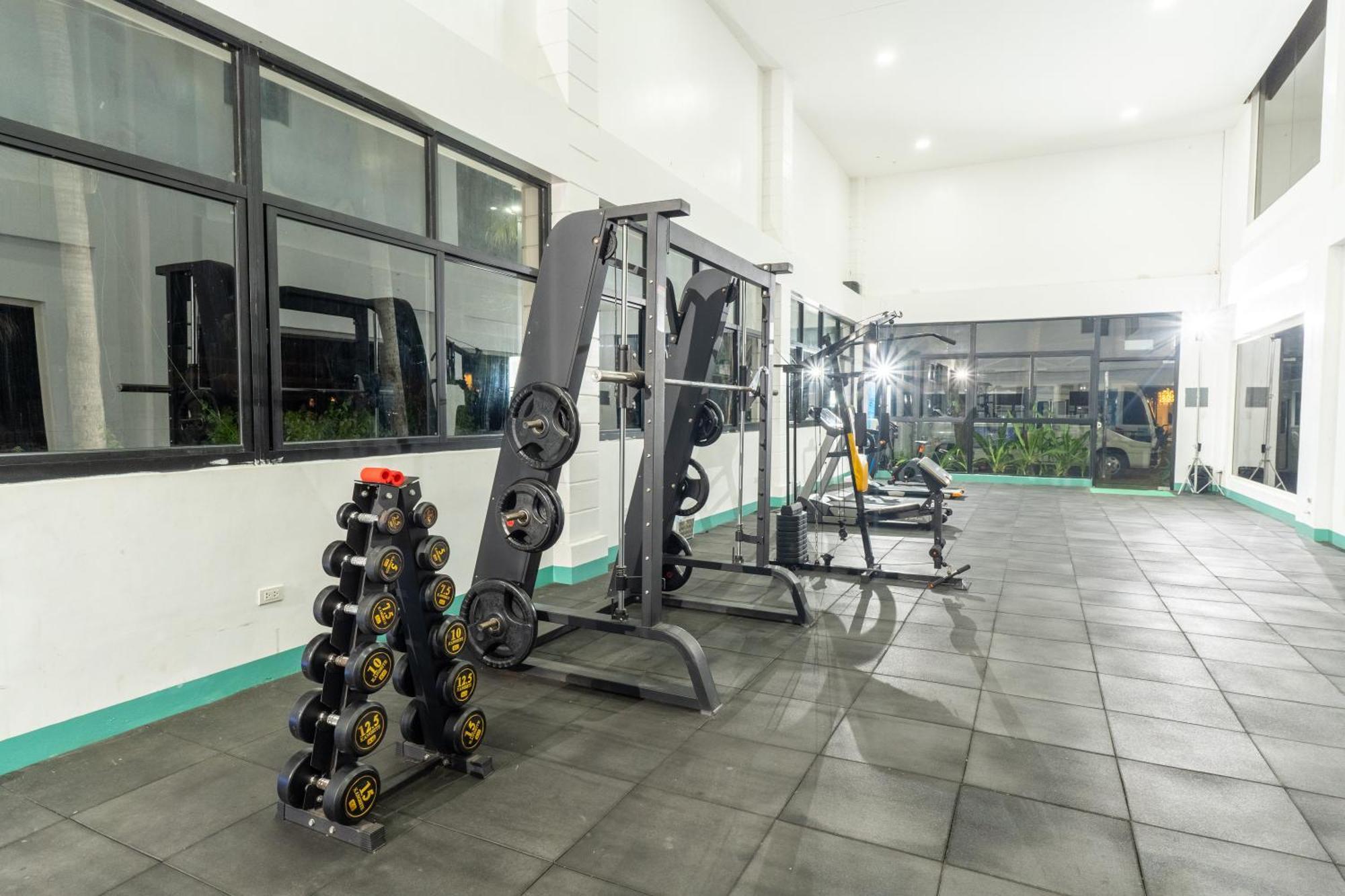 Costa Palawan Resort Puerto Princesa Екстер'єр фото
