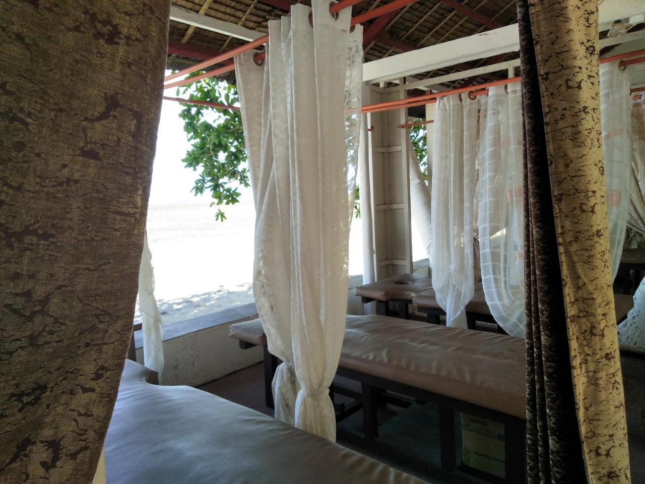 Costa Palawan Resort Puerto Princesa Екстер'єр фото