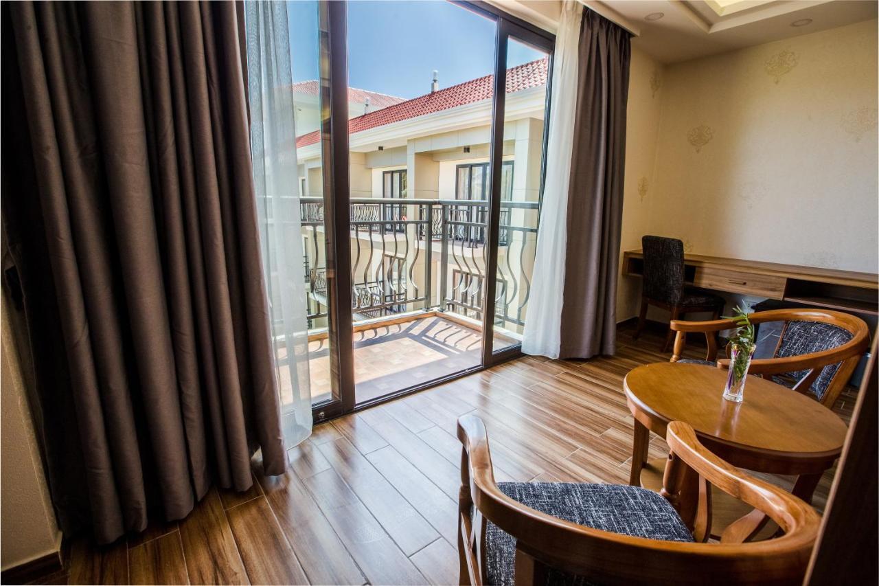 Costa Palawan Resort Puerto Princesa Екстер'єр фото