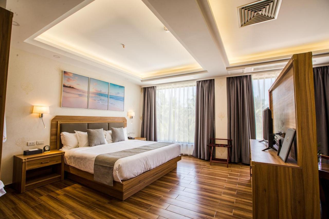 Costa Palawan Resort Puerto Princesa Екстер'єр фото